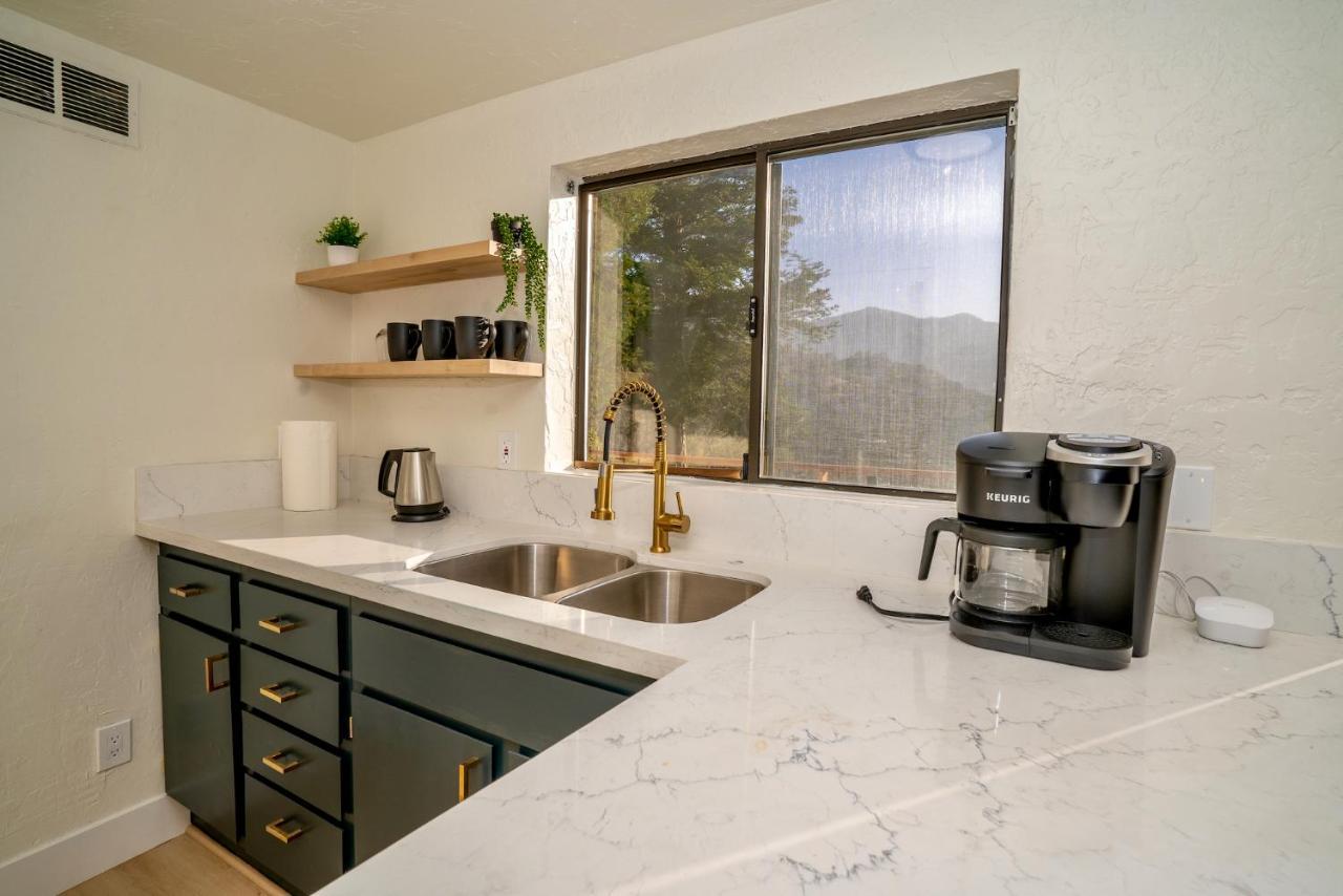 Secluded Mtn Top Family Haven W/Views Spa & Arcade Three Rivers Eksteriør billede